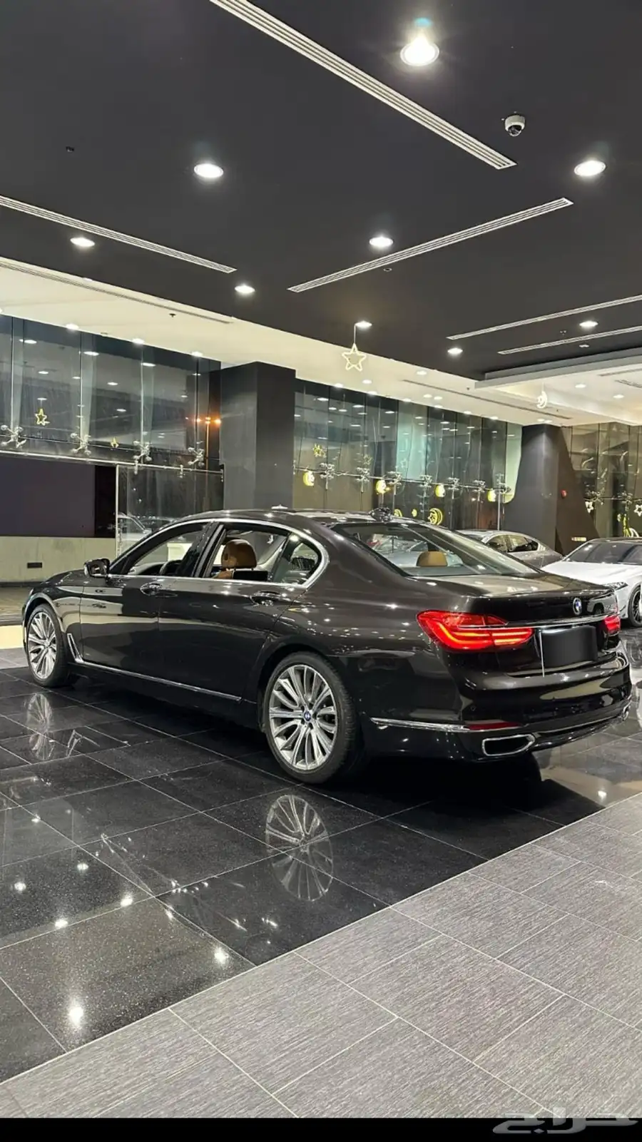 ممشى قليل BMW750li جميع الصيانات وكالة 1