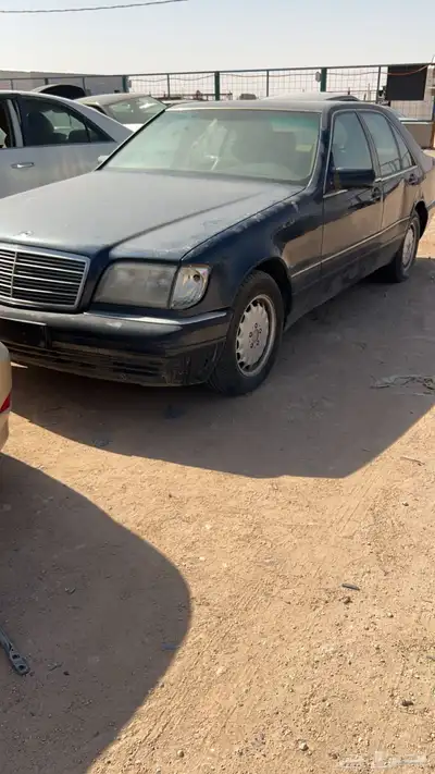 يوجد قطع مرسيدس قديم 1