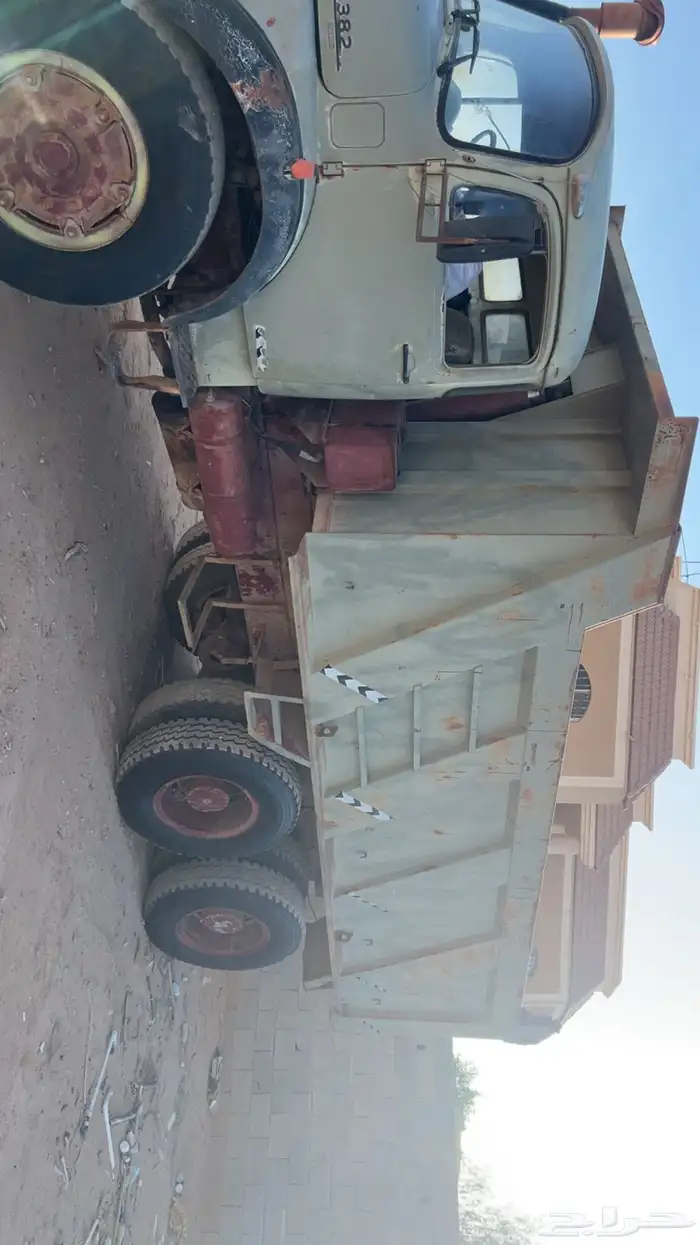 صندوق قلاب سقس 0