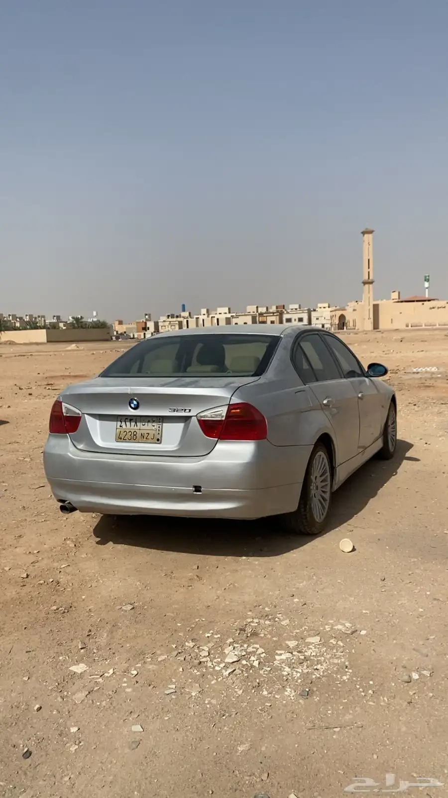 BMW 320 نظيفة للمستخدم 3