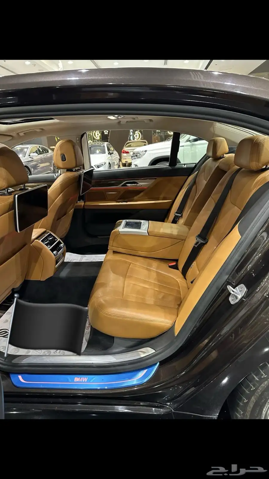ممشى قليل BMW750li جميع الصيانات وكالة 8