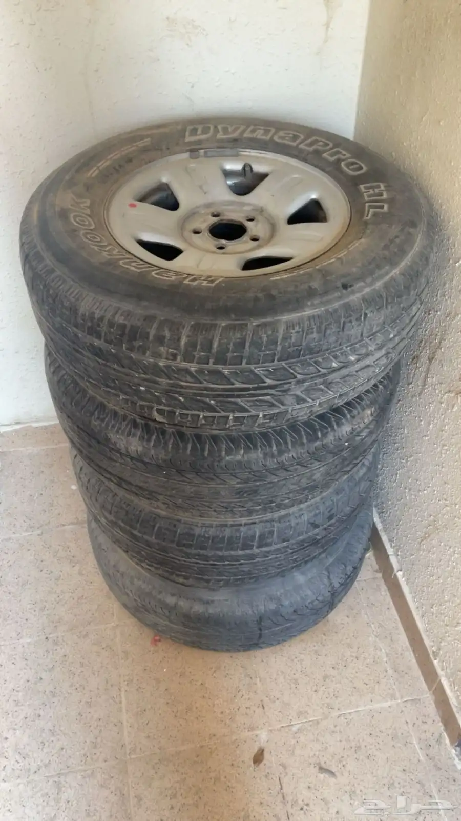 كفرات للبيع بحاله جيده والجنوط جيده 0