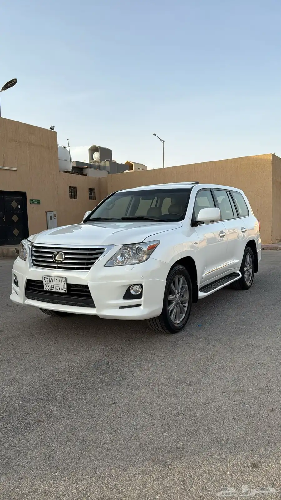 لكزس -2010-LX570-فلDD 1