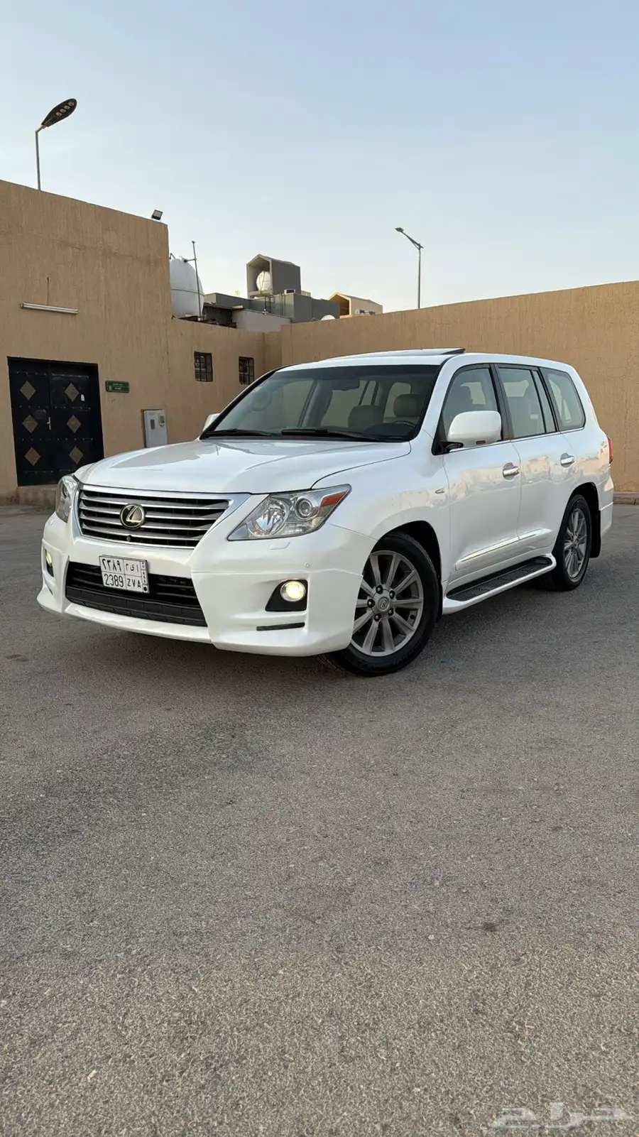 لكزس -2010-LX570-فلDD 0