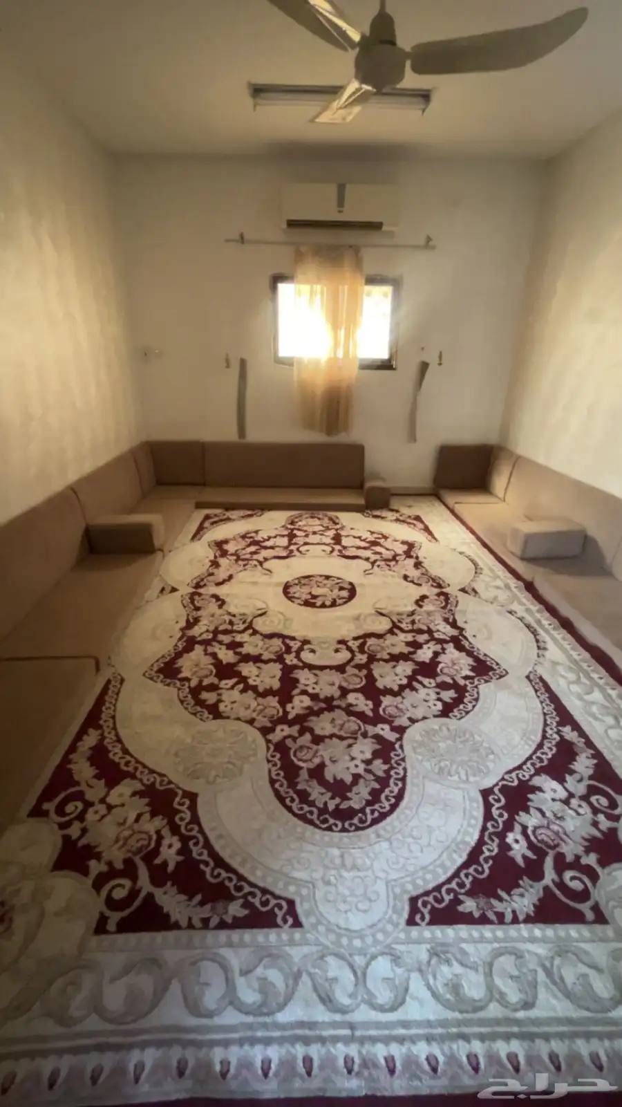 كنب ارضي كامل ل البيع و جلسه ارضيه مع الفرشه كامله للبيع 3