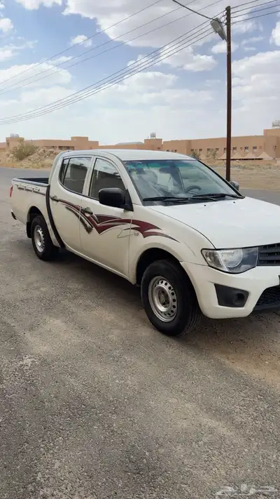 مستبيشي بنزين 200L 2011 1
