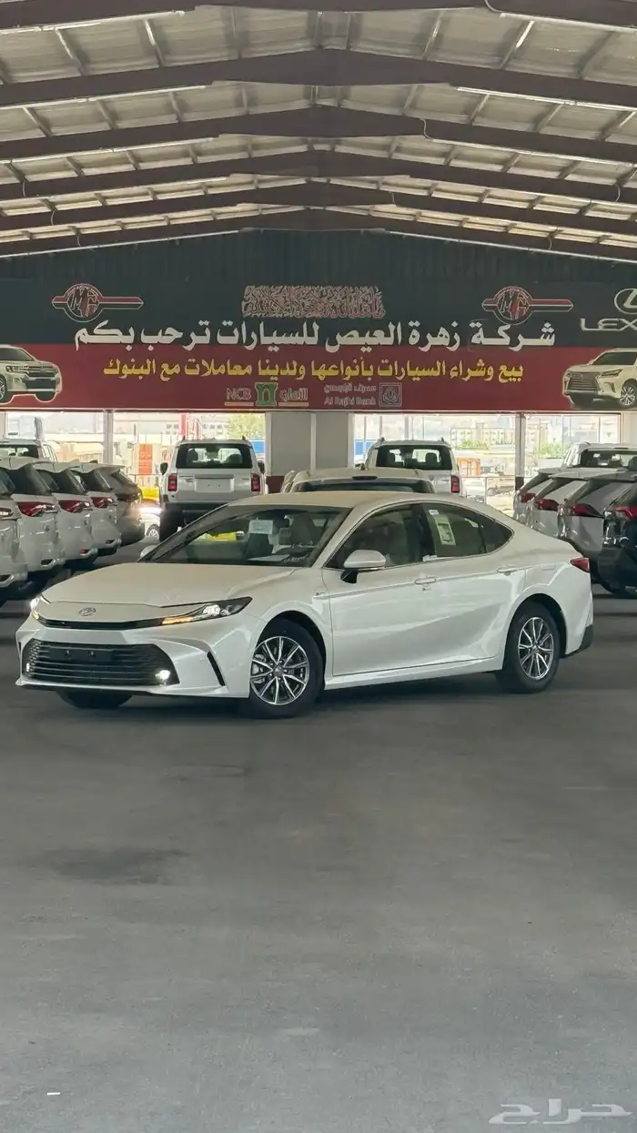 تويوتا كامري Eهايبرد 2025 كاش وتقسيط 1