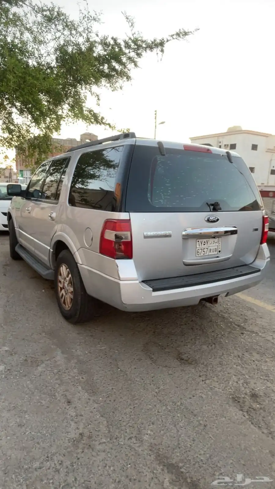 فورد اكسبديشن 2012 6