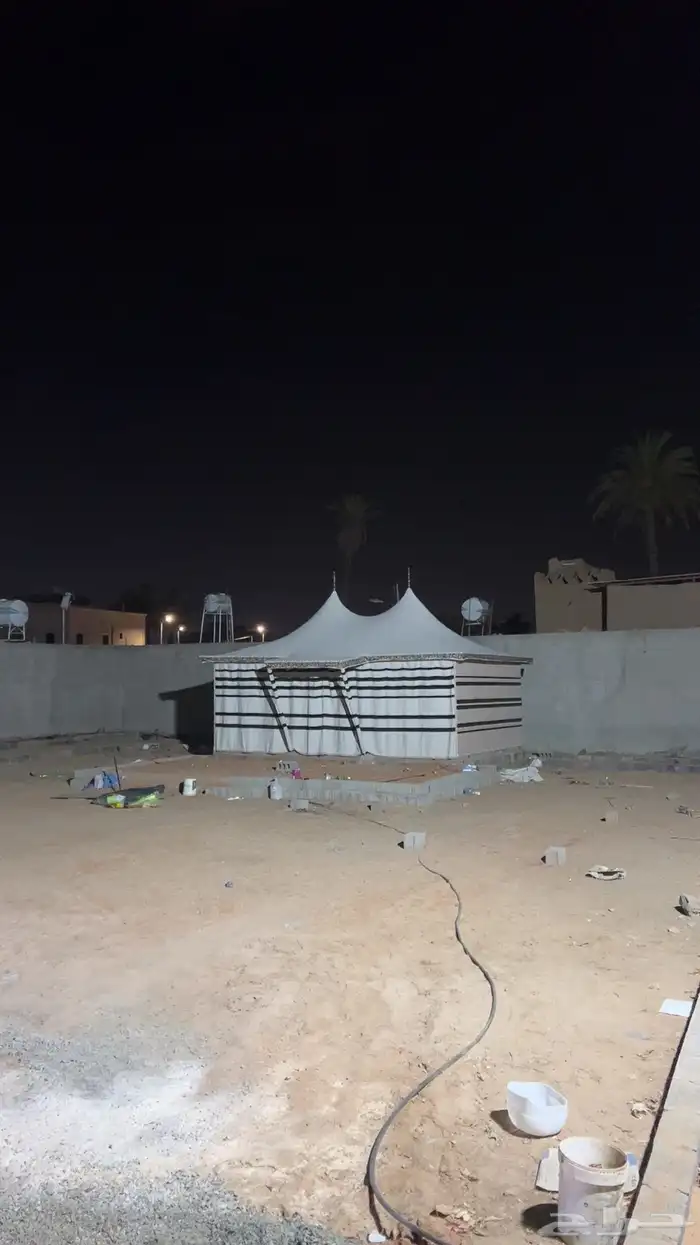 خيمة الصقور الملكية 10