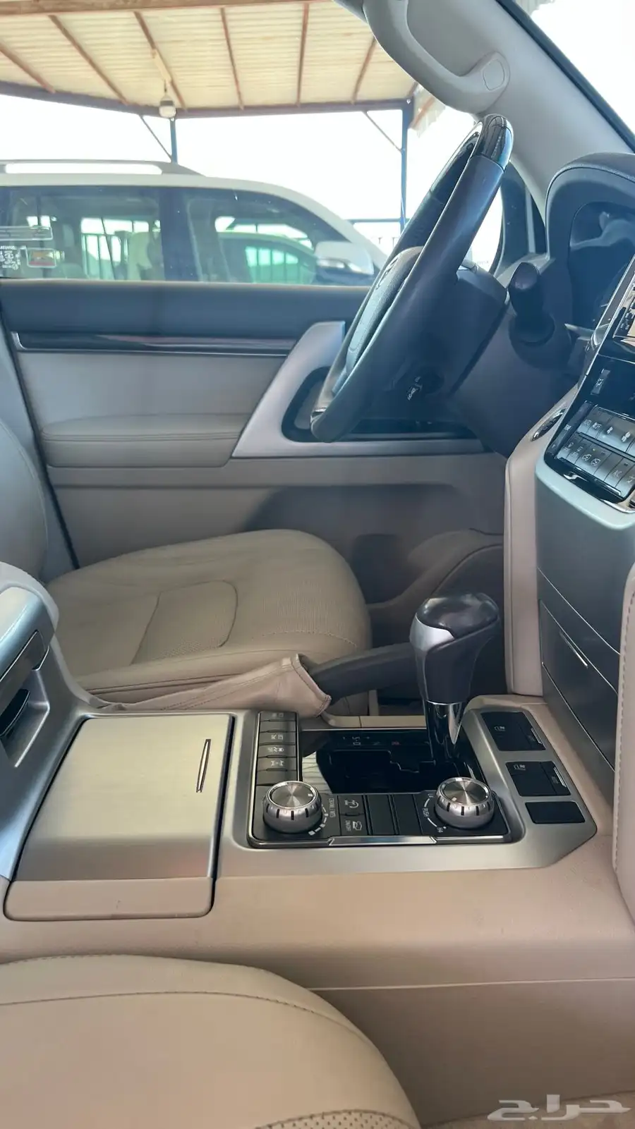 لاندكروزر في اكس ار VXR 2019 سعودي ( تم البيع ) 35