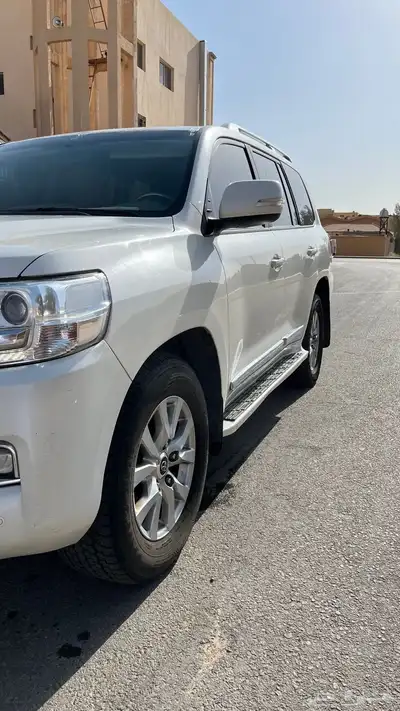 للبيع جي اكس ار 2018 ديزل 4