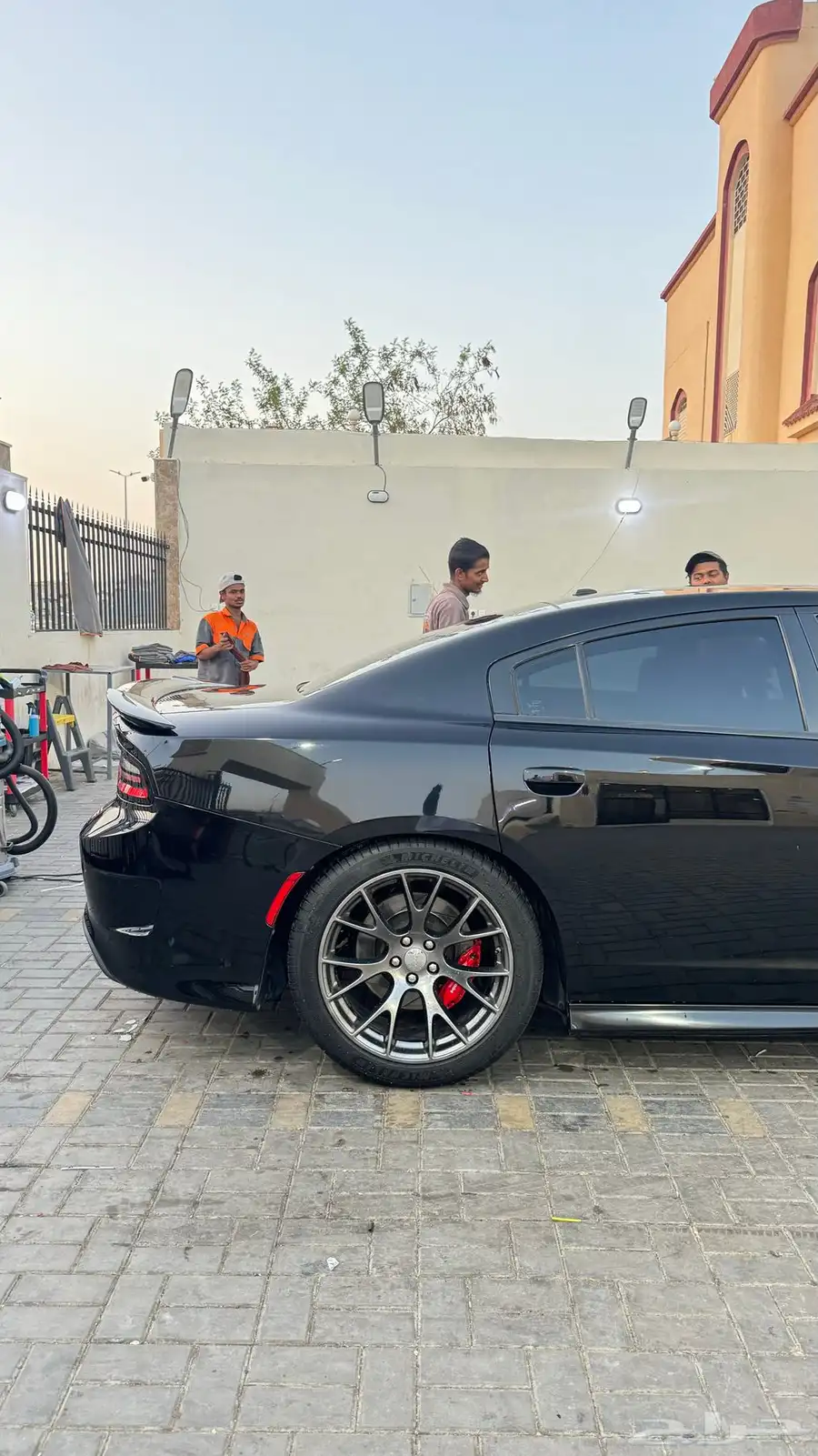 تشارجر SRT مالك اول index