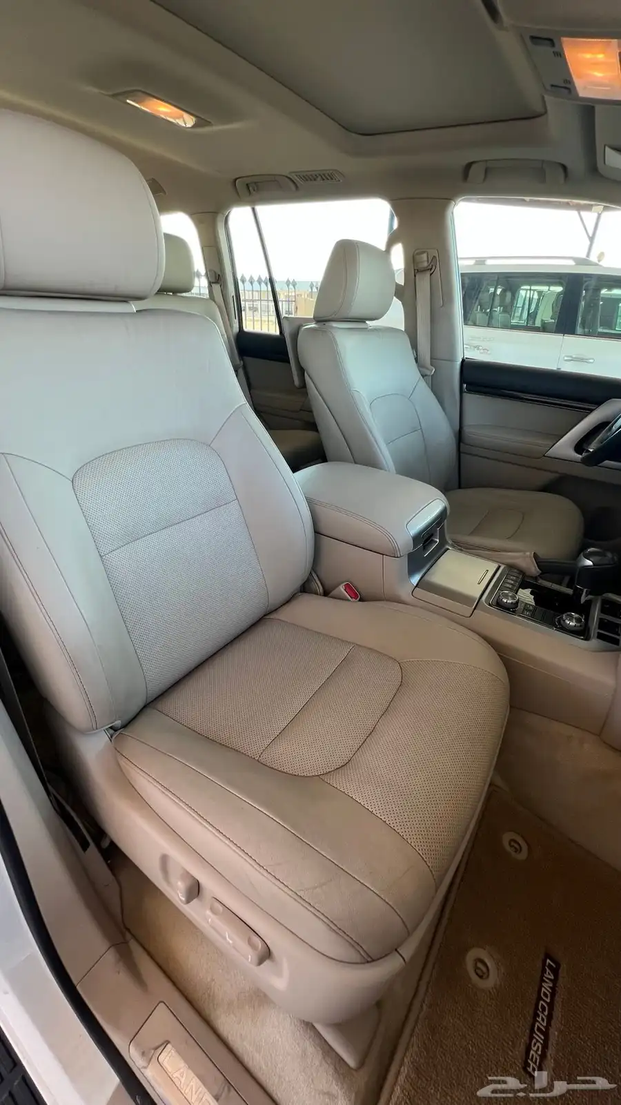 لاندكروزر في اكس ار VXR 2019 سعودي ( تم البيع ) 34