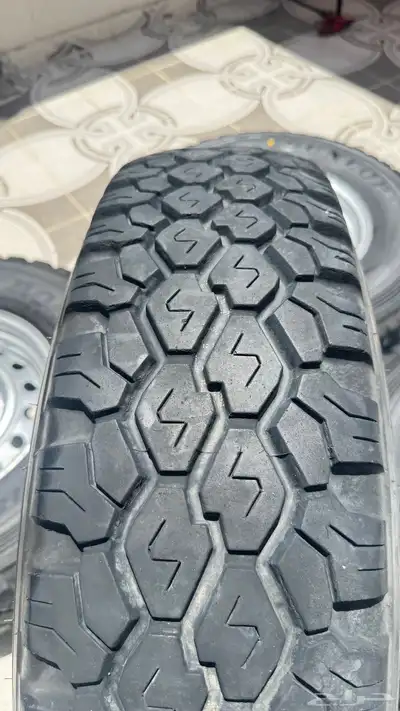 جنوط هلل 6 ونص مع كفرات دنلوب مضلع 6