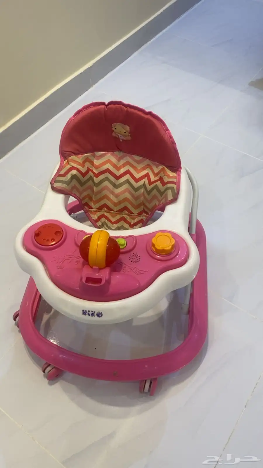 للبيع عربيه اطفال ودراجه وكرسي سياره استخدام نظيف 3