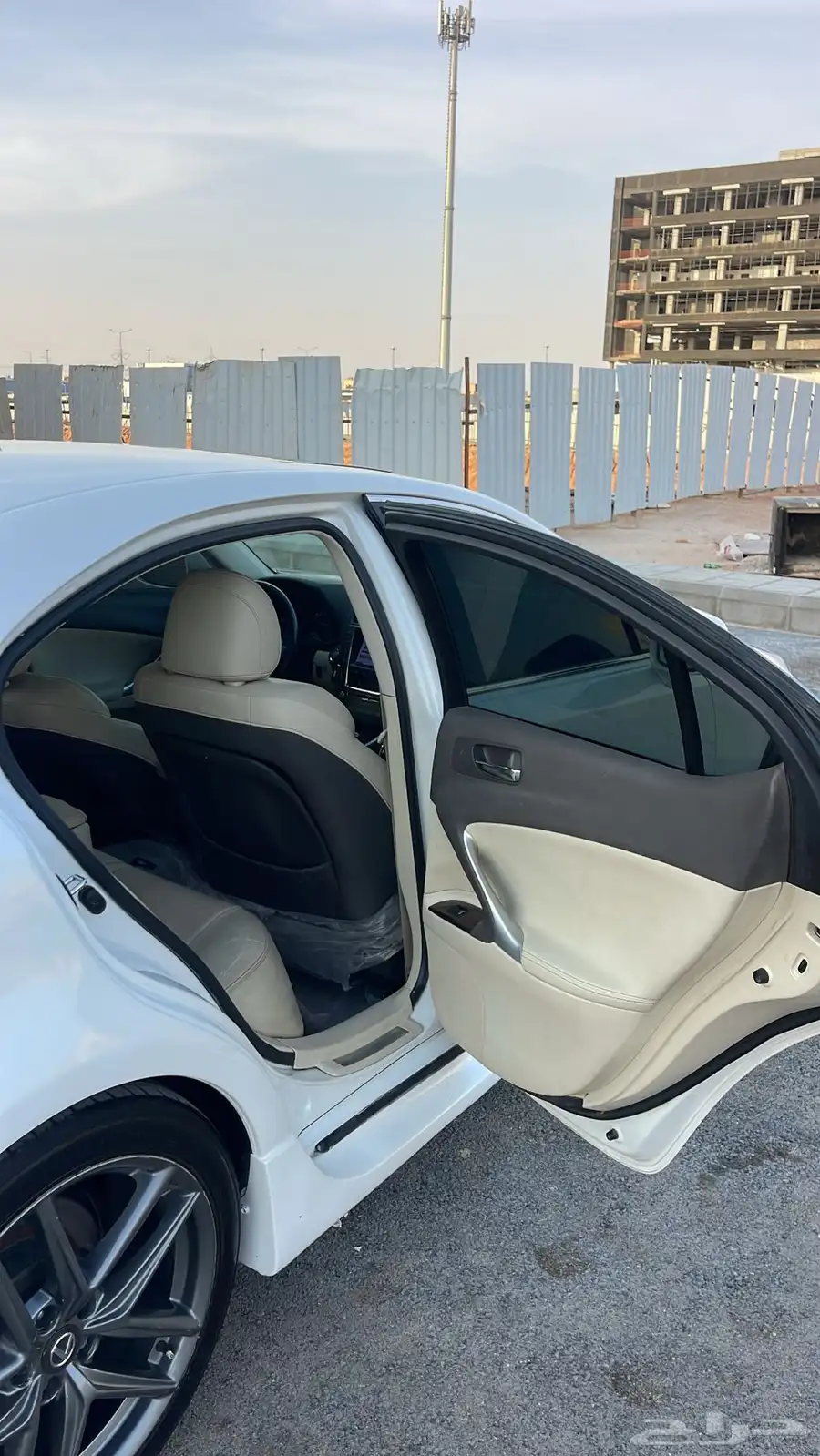 لكسز IS300 او ارنوبه 12