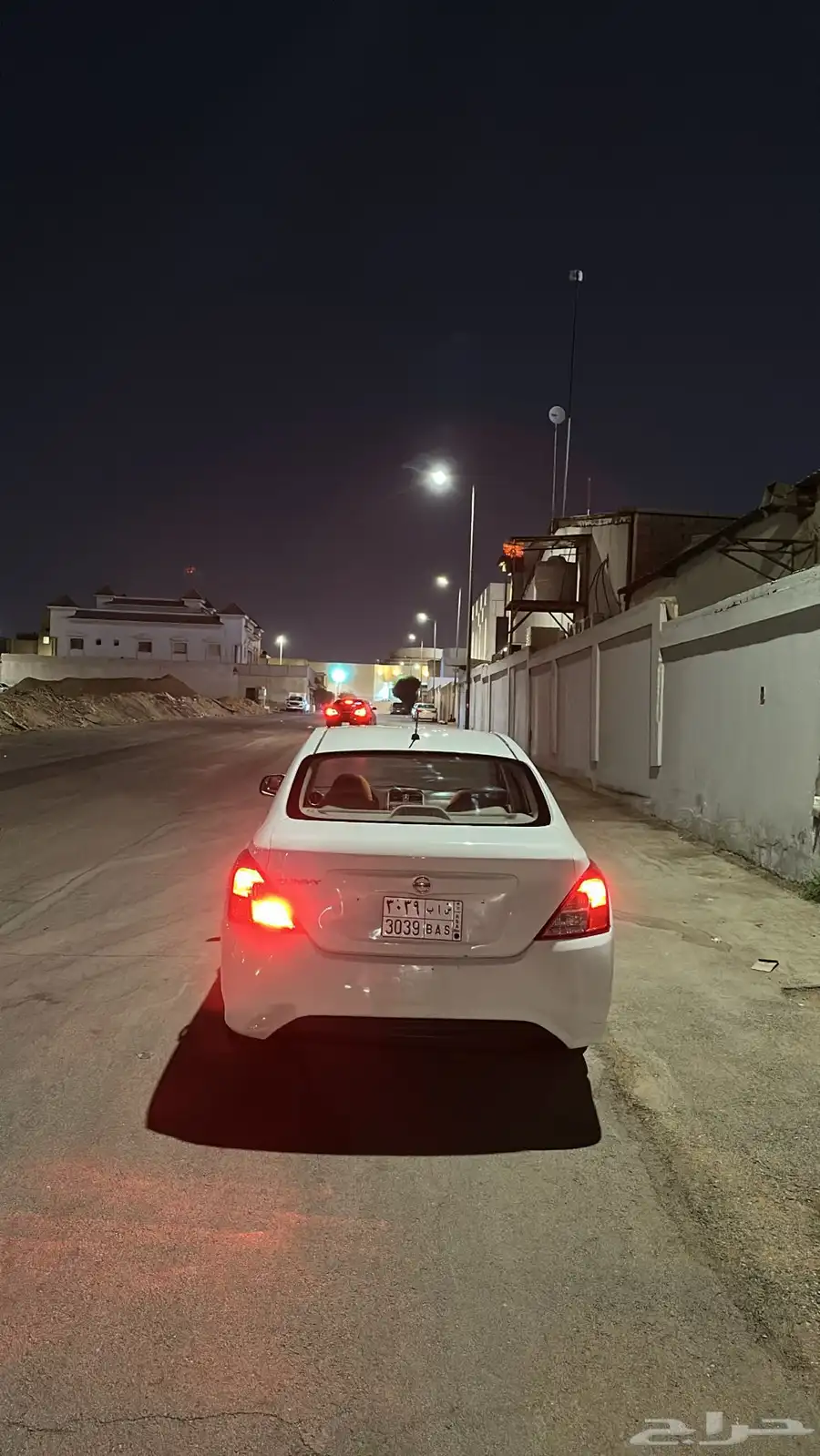 للبيع نيسان صني 4