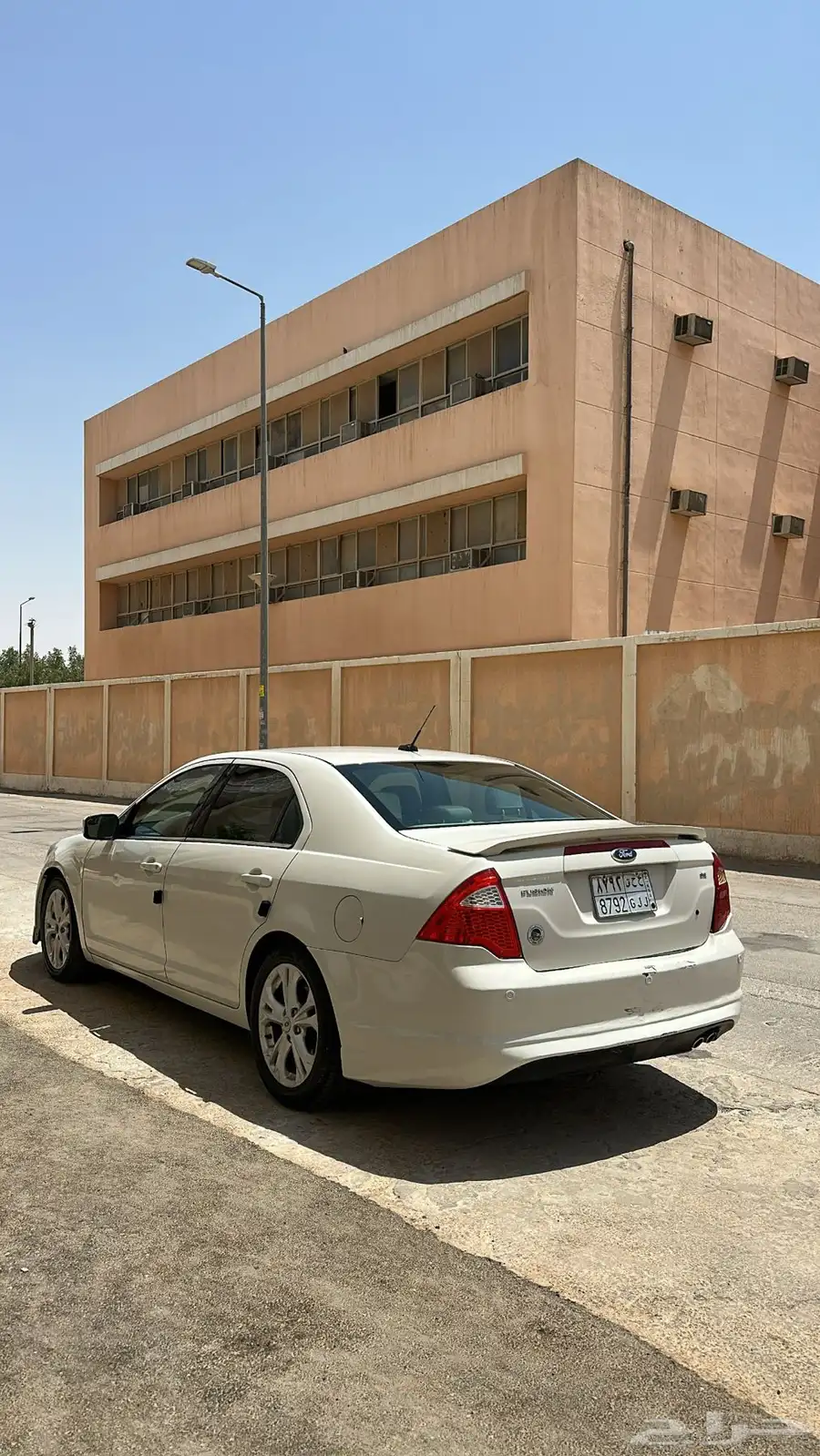 للبيع فورد فيوجن 2012 3