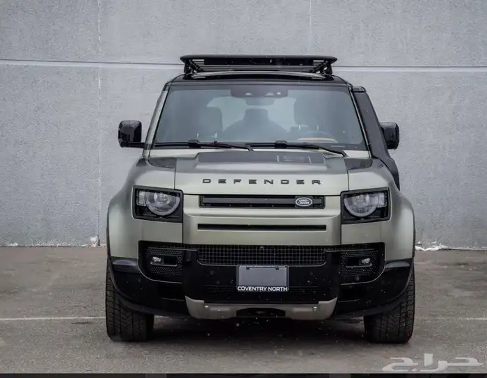 ديفندر موديل 2024 X بلون Satin Green وداخلية باللون تان 1