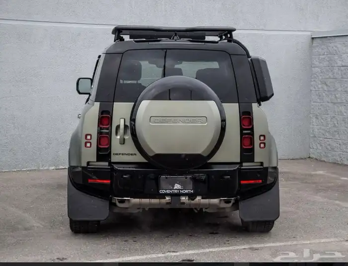 ديفندر موديل 2024 X بلون Satin Green وداخلية باللون تان 4