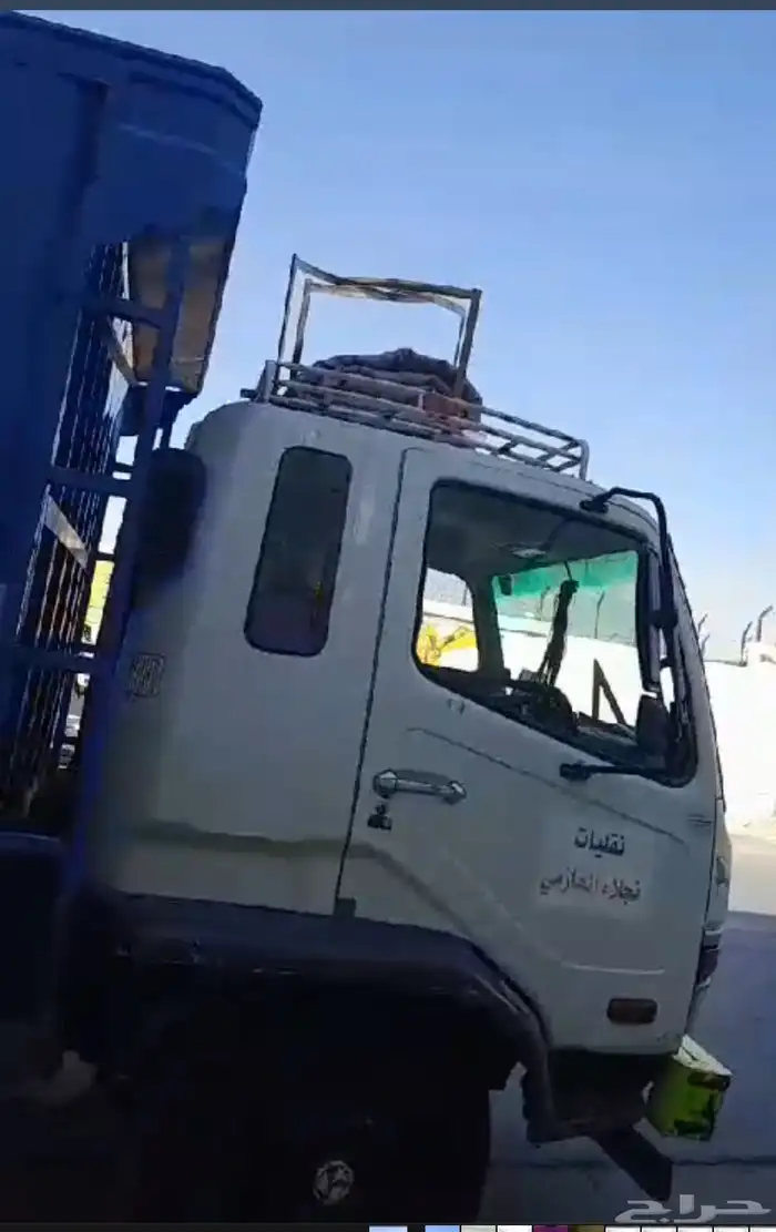لوري ميتسوبيشي 2006 11 طن 6 مسمار 3