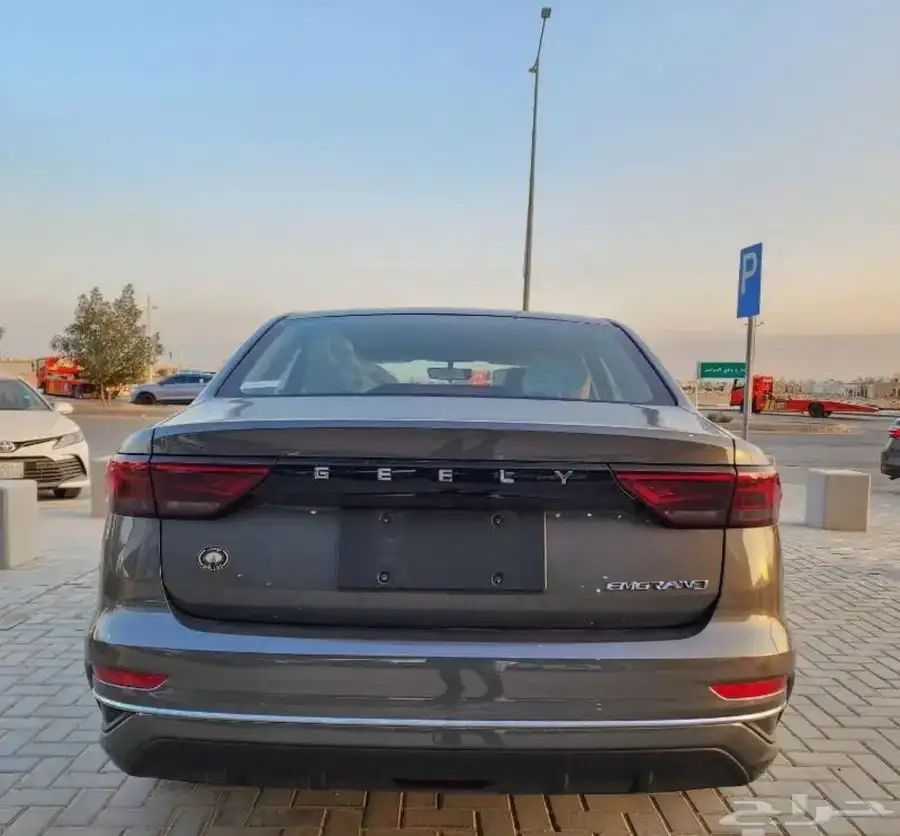 جيلي امجراند 2025 اقساط برواتب تبدأ من 3600 3
