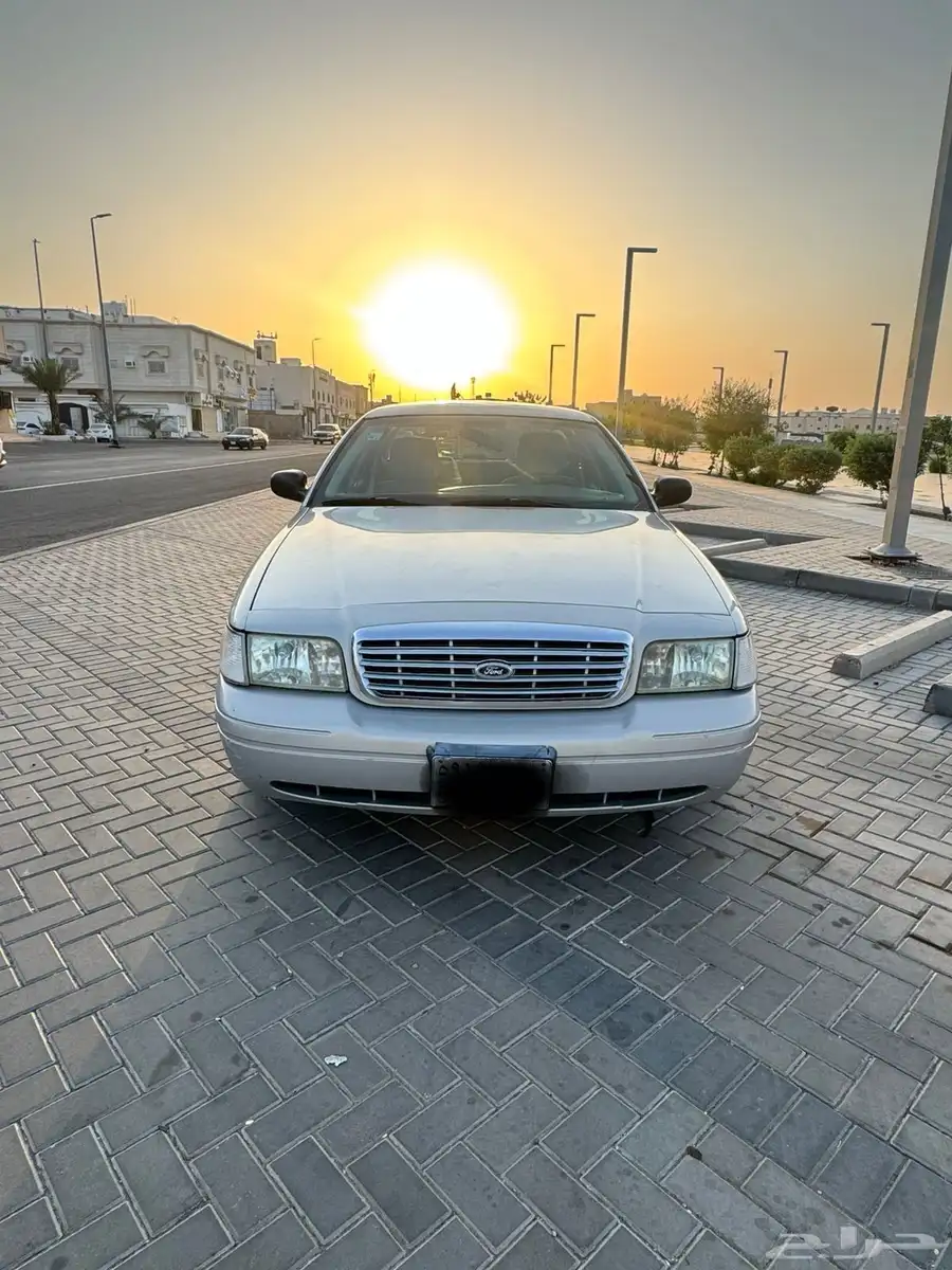 فورد فكتوريا 2011 17