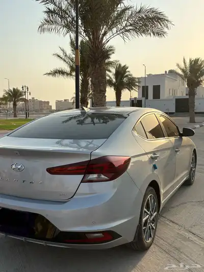 هيونداي إلنترا 2000 سي سي 4