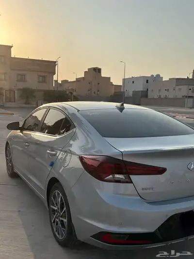هيونداي إلنترا 2000 سي سي 5