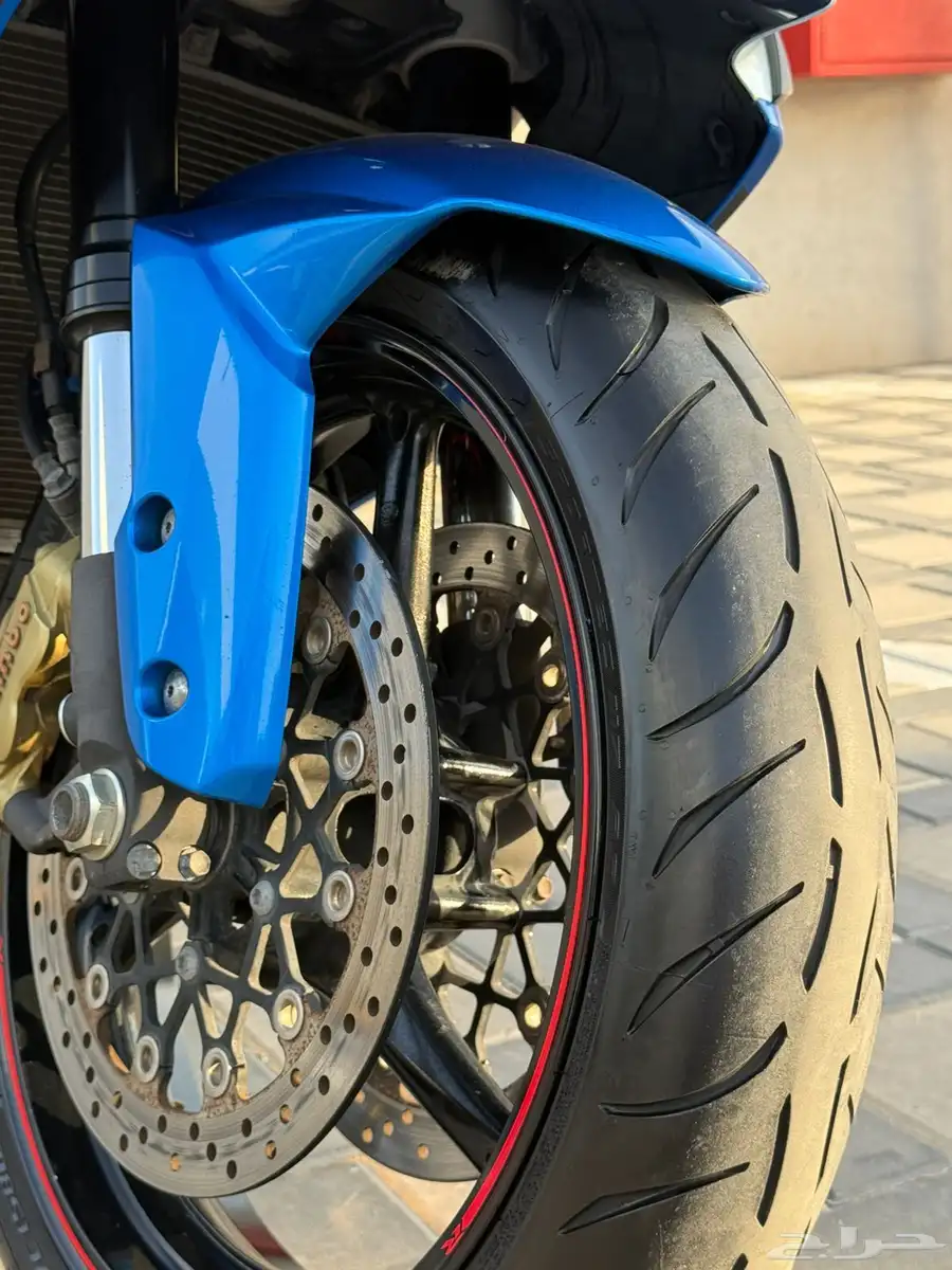 دراجة سوزوكي GSXR 1000 2012 18