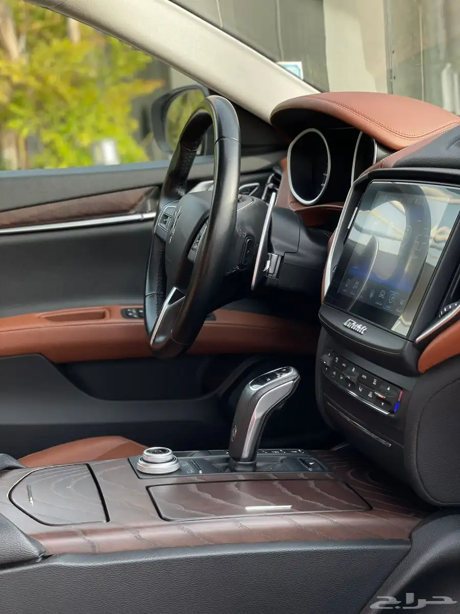 مازيراتي 2020 Maserati Ghibli باقي ع ضمان الشركة مخزنة 18