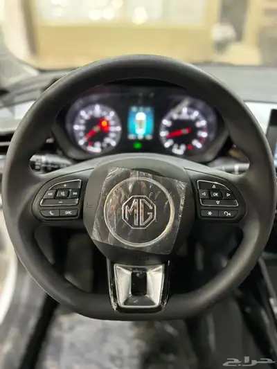 MG 5 استاندر 2025 10