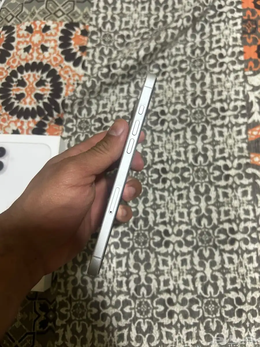 ايفون 16 بلس 1