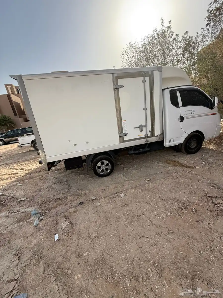 للايجار باص ثلاجة 4