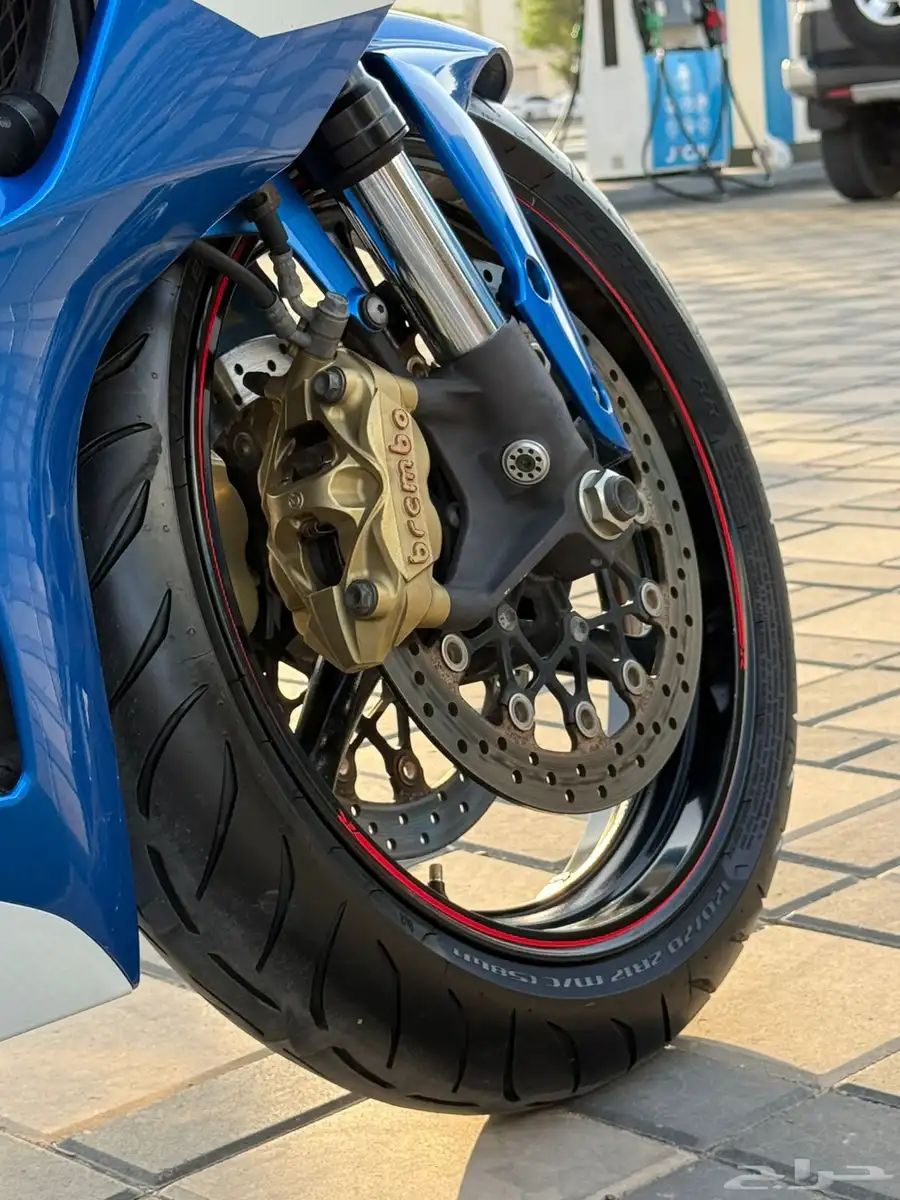 دراجة سوزوكي GSXR 1000 2012 16