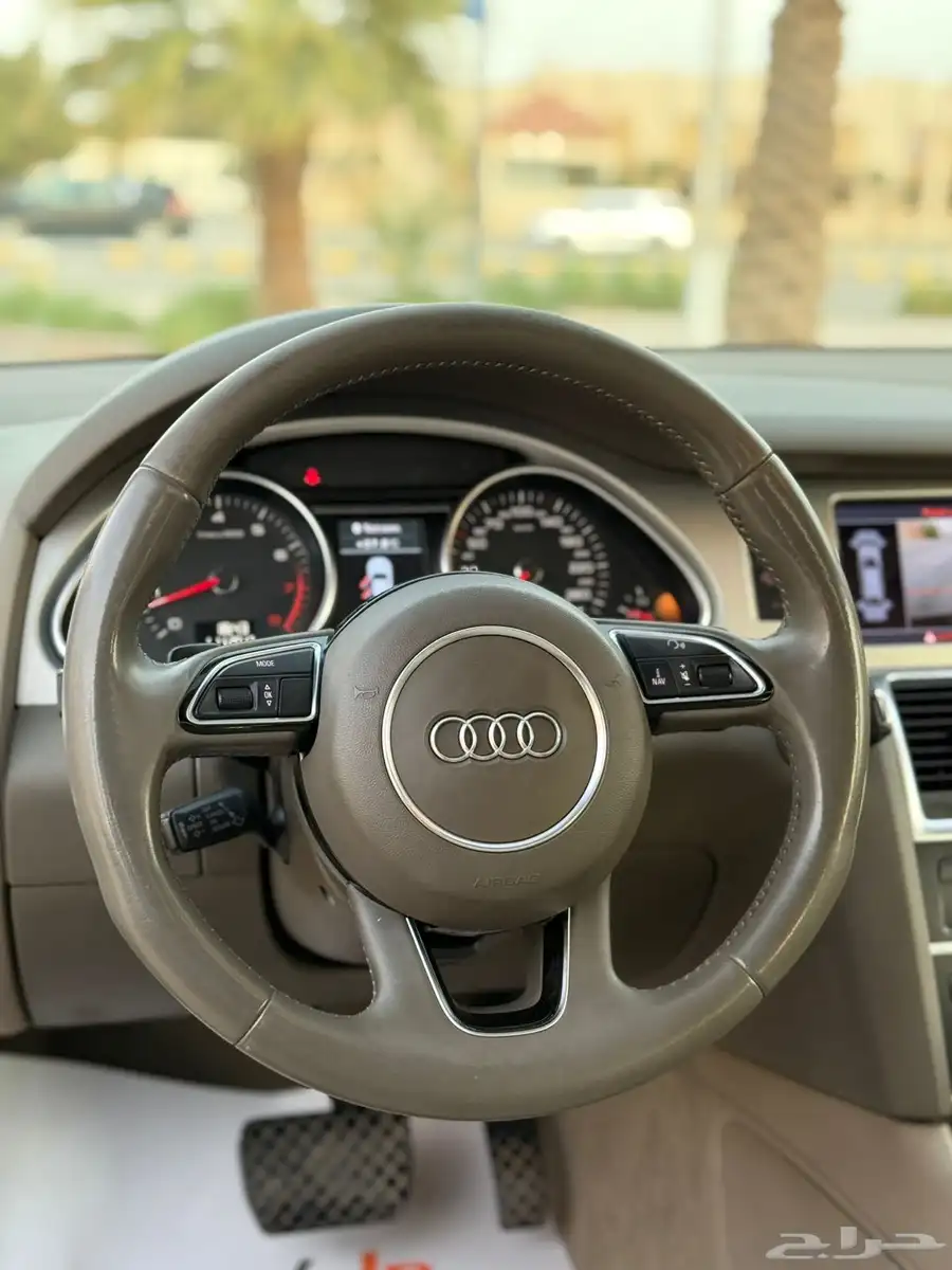 اودي فل كامل Q7 سعودي 2014 نطيف جدا 24