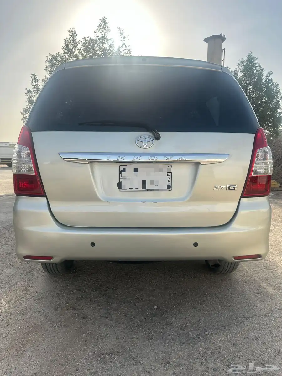 تويوتا اينوفا 2014 3