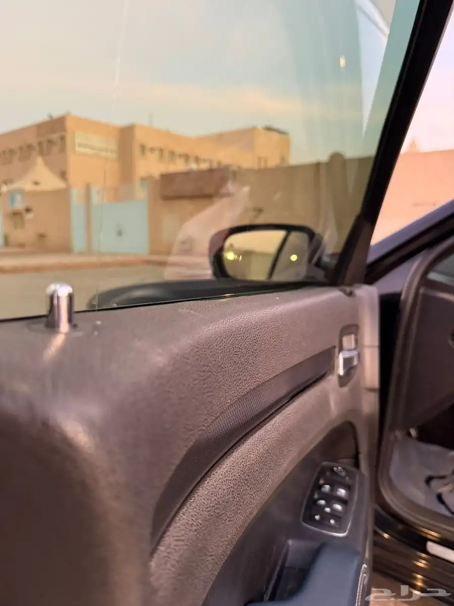 كرايسلر s300 2015 V8 15