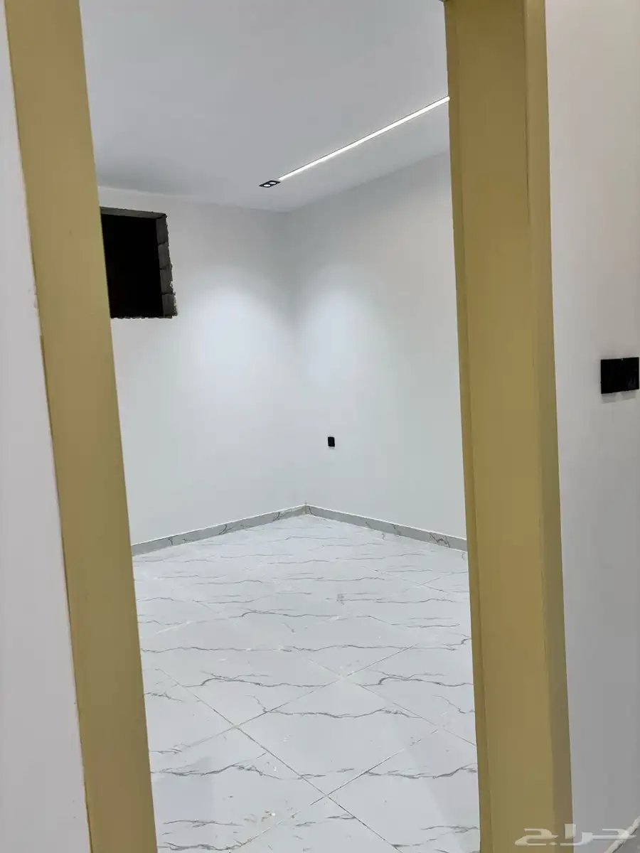 للايجار بحي السعاده 1