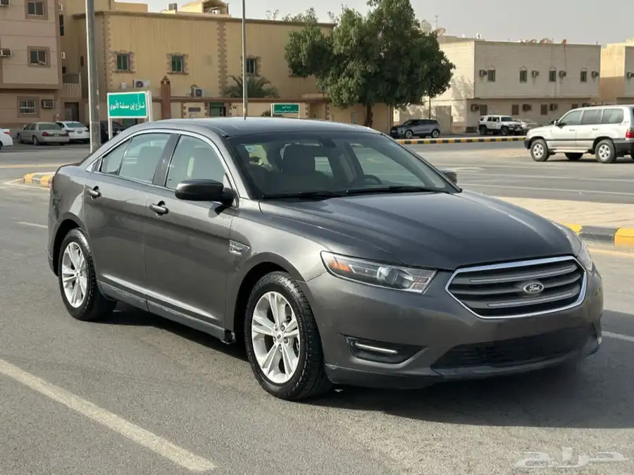 السلام عليكم للبيع فورد توروس SEL 2015 1