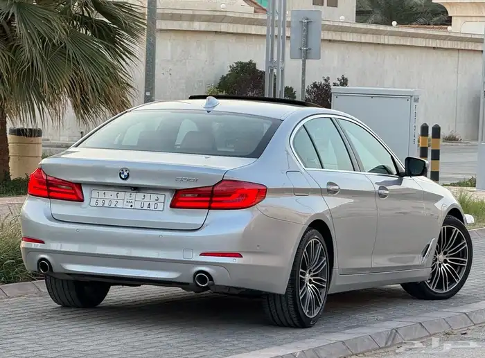 بي ام دبليو 2017 فل كامل 530 للمستخدم 10
