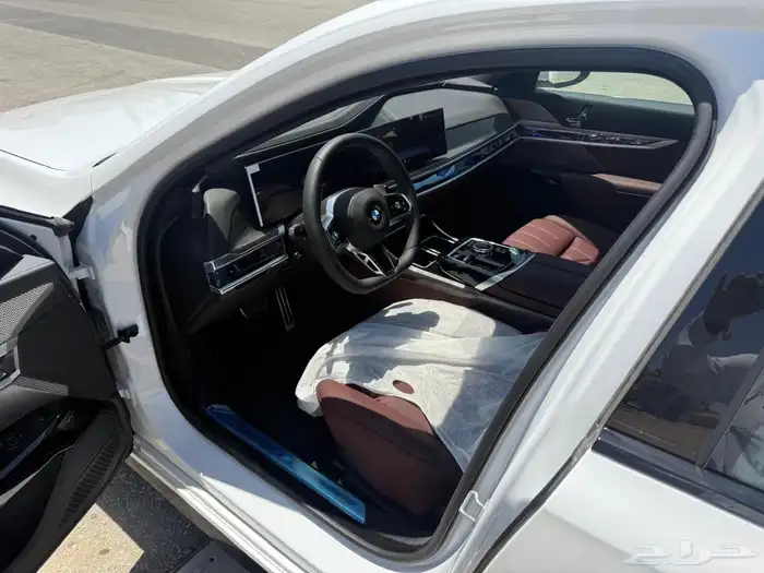 بي ام دبليو 735 2025 1