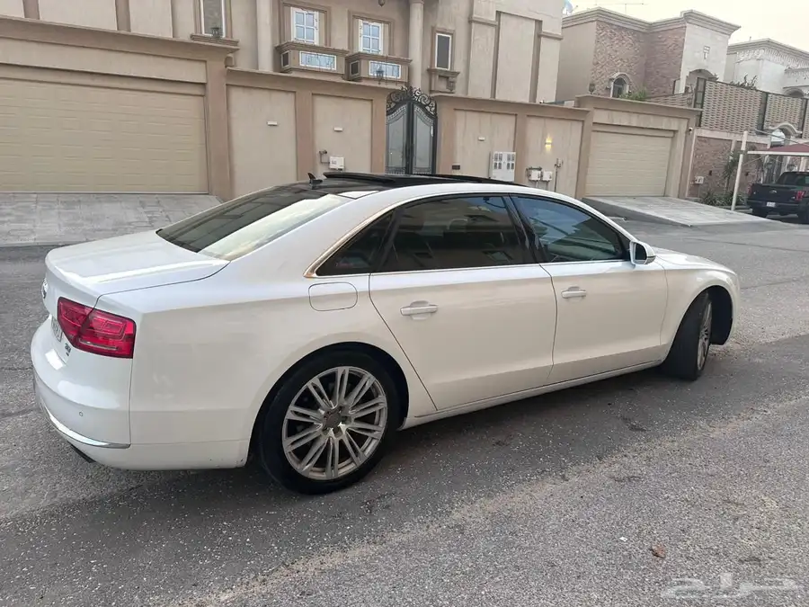 اودي A8L 2014 9