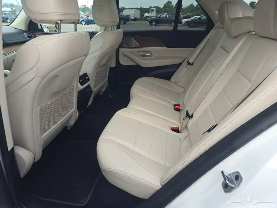 مرسيدس GLE 350 2024 شبه اصفار LINE AMG 9