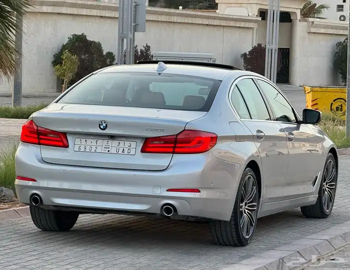 بي ام دبليو 2017 فل كامل 530 للمستخدم 15