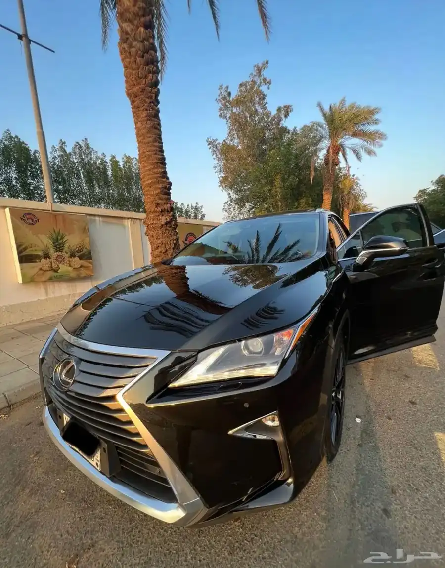 lexus Rx 350 2019 - للبيع لكزس بحالة ممتازة 5