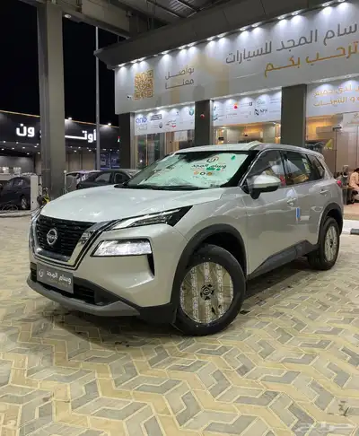 نيسان اكس تريل 2025 استاندر 7 مقاعد بدون دبل 0