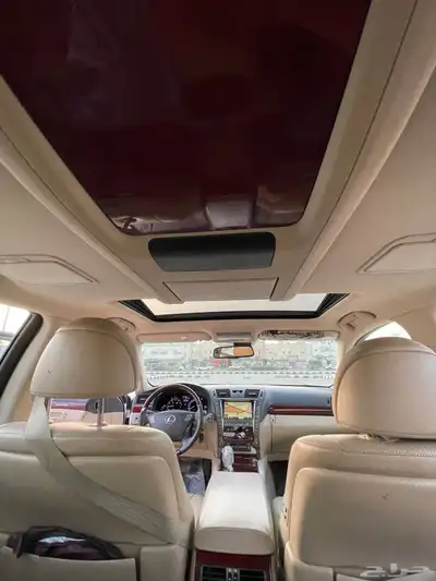 لكزس LS460 31