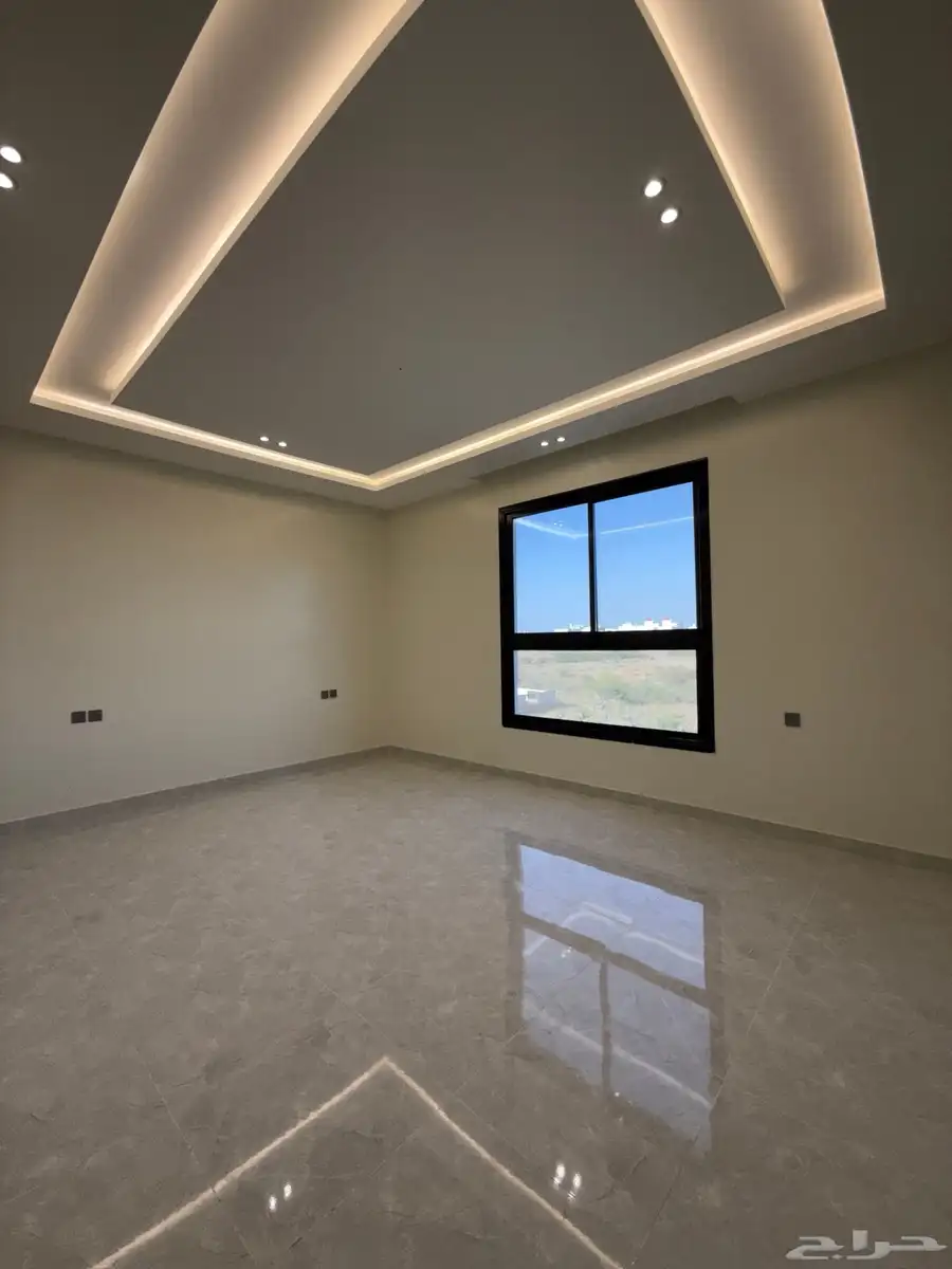 للبيع روف علوي بملحق درج دخلي وخارجي مخطط الثمانين بسعر620 27