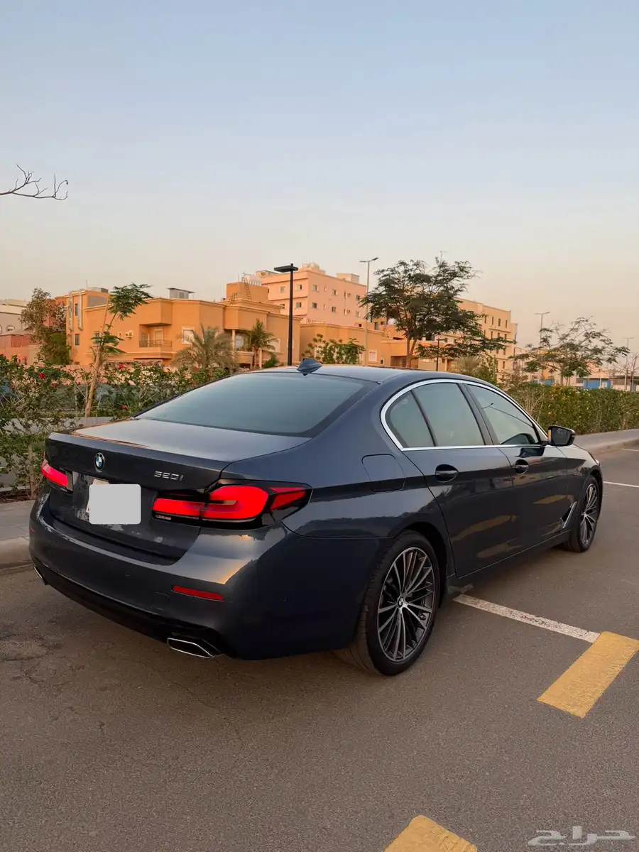bmw520i فل كامل 2023 وكالة عداد (46000) البيع (145000) index